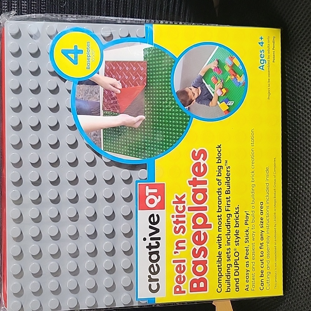 Creative QT Peel'n Stick Baseplates, set of 4 NEW